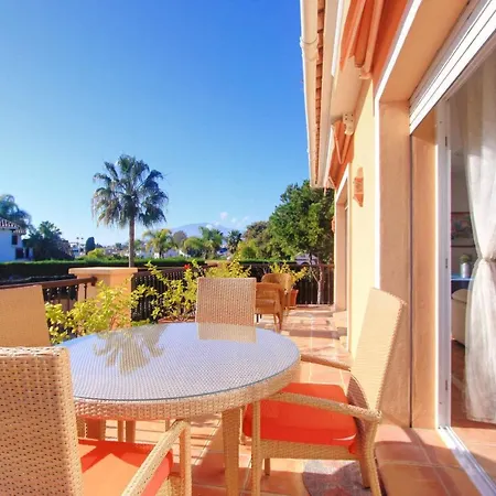 Villa 1072 Beachfront House Private Pool *