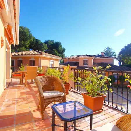 Villa 1072 Beachfront House Private Pool *