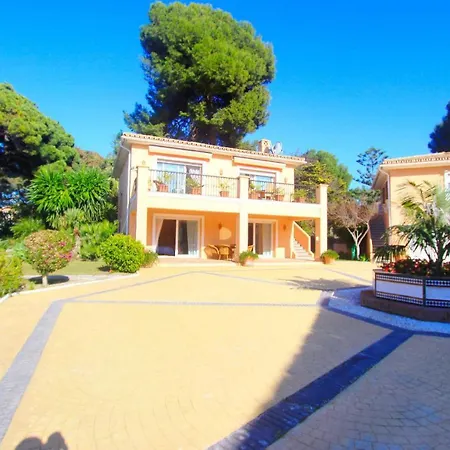 וילה 1072 Beachfront House Private Pool *